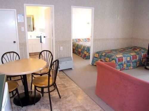 Colonial Court Motel Cambridge Exterior foto